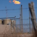 Oil climbs as market monitors US-Iran talks