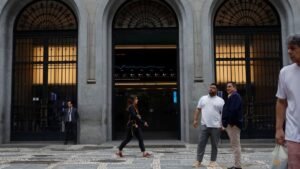 LatAm assets slide with global markets after Trump says Iran deal ‘over’