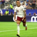 Majestic Spain stun France to reach World Cup final