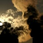 EU reforms carbon market under pressure from industry