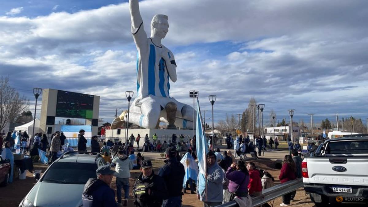 In a Patagonia town with an 85-foot Messi statue, Argentines celebrate advance to World Cup final