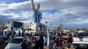 In a Patagonia town with an 85-foot Messi statue, Argentines celebrate reaching World Cup final