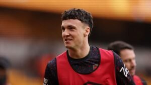 Fiorentina sign Bournemouth’s Jimenez on loan