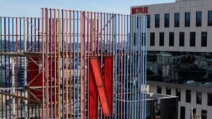 Netflix earnings forecast disappoints Wall Street, shares tumble