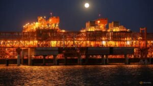 Oil rises on intensifying US-Iran hostilities and threat of Red Sea closure