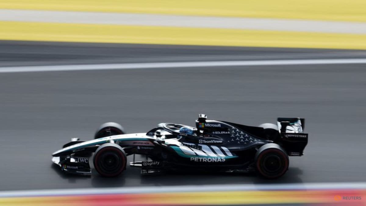 Russell says serious issue slowing his car, rules out driving style
