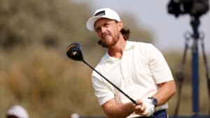 Fleetwood hoping to surf Sunday wave to Open glory