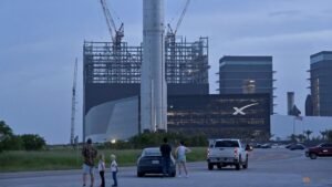 SpaceX moves Starship launch attempt to Thursday