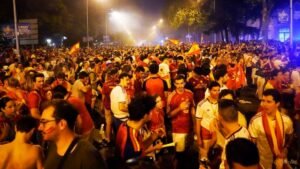 Scores celebrate Spain’s ‘Kings of the World’ win in exhilarated Madrid