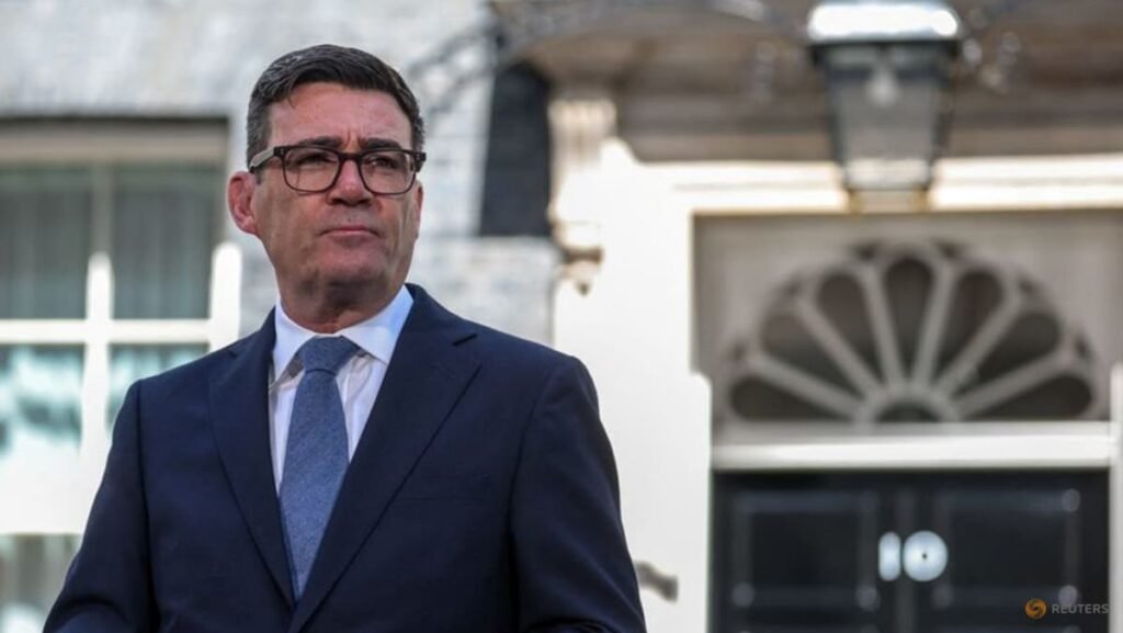Burnham targets lower energy bills in first move as UK prime minister