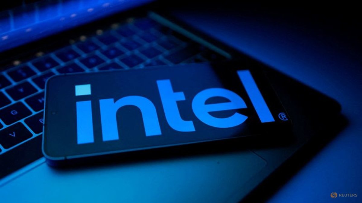Intel forecast crushes estimates as AI boom boosts chip demand; shares jump