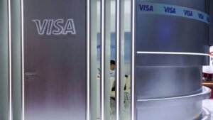 Visa to lay off 7% of staff as efficiency push deepens