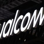 Qualcomm forecasts weak quarterly profit, expects Apple revenue drop to accelerate