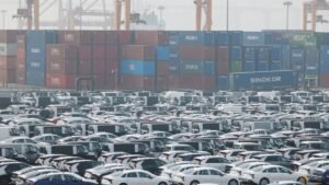 South Korea export growth seen easing but chip boom to hold