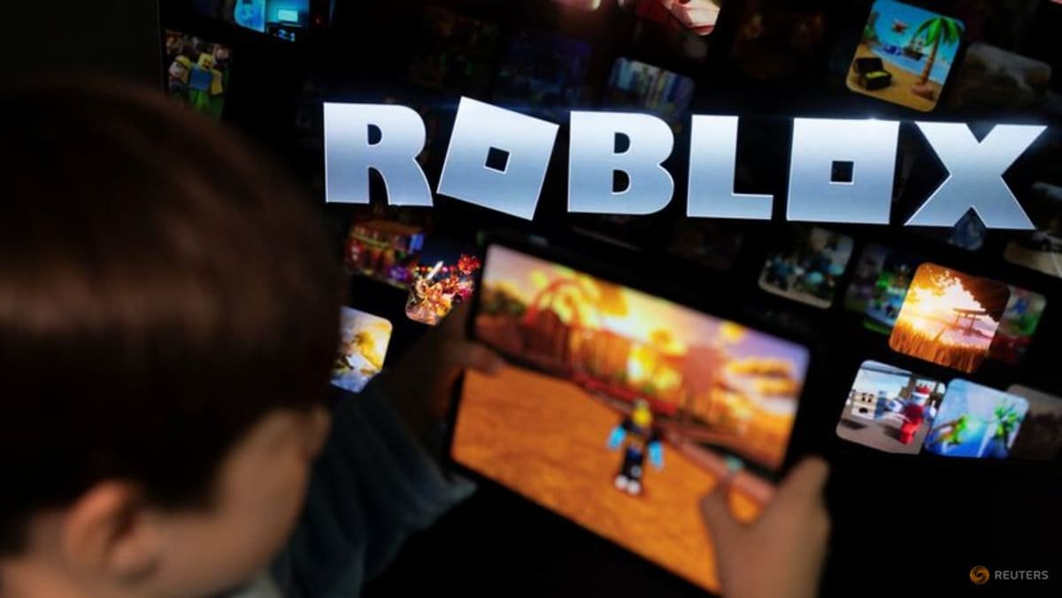 Roblox forecasts quarterly bookings below estimates as safety features dampen engagement