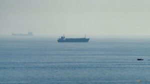 Oil price rises after Iran says it stops ships in Hormuz