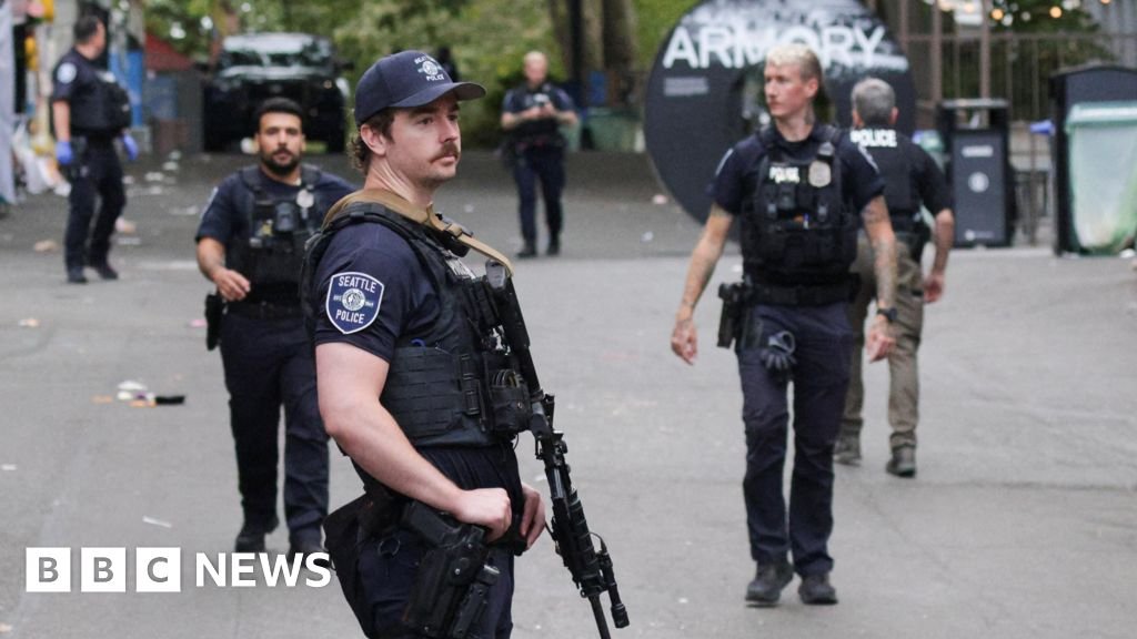 Witnesses describe ‘horrible’ and ‘chaotic’ scenes after Seattle Center shooting