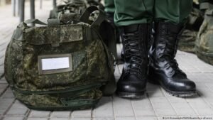 Russian army deserters in Germany: ‘No choice but to run’