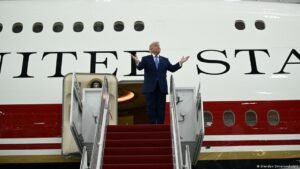 Donald Trump’s new Air Force One raises security concerns