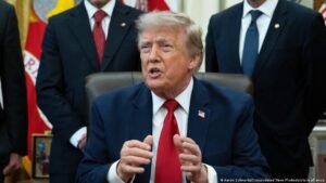 Trump threatens strikes on Iranian bridges, power plants