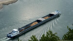 Germany news: Inland shipping under strain as rivers run low
