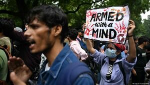 India: Opposition steps up pressure amid CJP protests