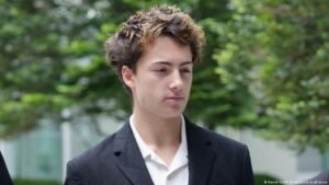 French student fined over Singapore straw licking prank