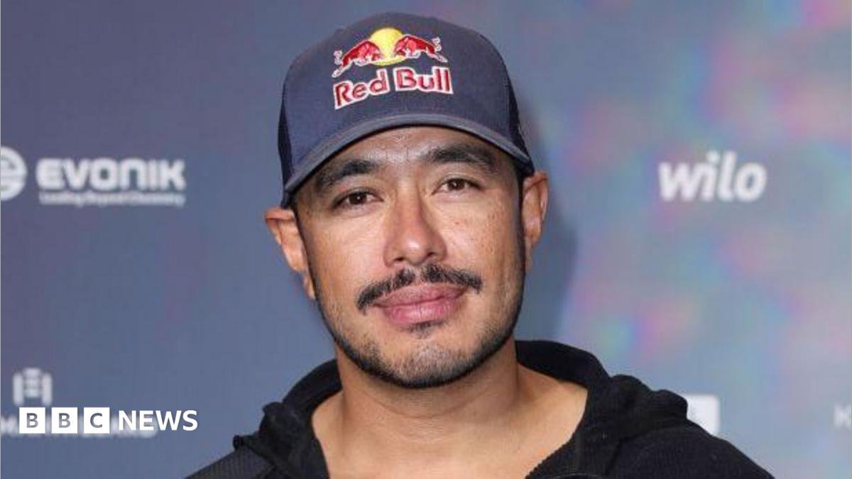 Nirmal Purja: Renowned climber among 10 mountaineers feared missing after Pakistan avalanche