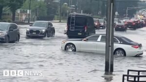 New York flash floods after storms cause widespread disruption