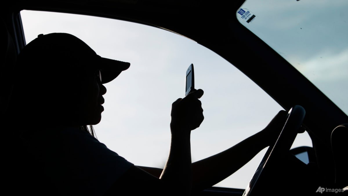 Drivers holding phones while driving may be punished under proposed changes to road traffic law