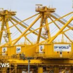 Australia dock workers call for 28-hour week in AI talks
