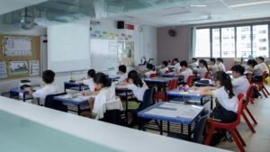 2027 school year to start on Jan 4 and end on Nov 19