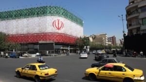 Iran targets sites in Bahrain, Kuwait after wave of US strikes