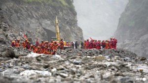 China says 16 dead, 546 missing in Tibet mudslide: State media