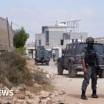 Activists deliver aid to Palestinians in homes besieged by Israeli settlers