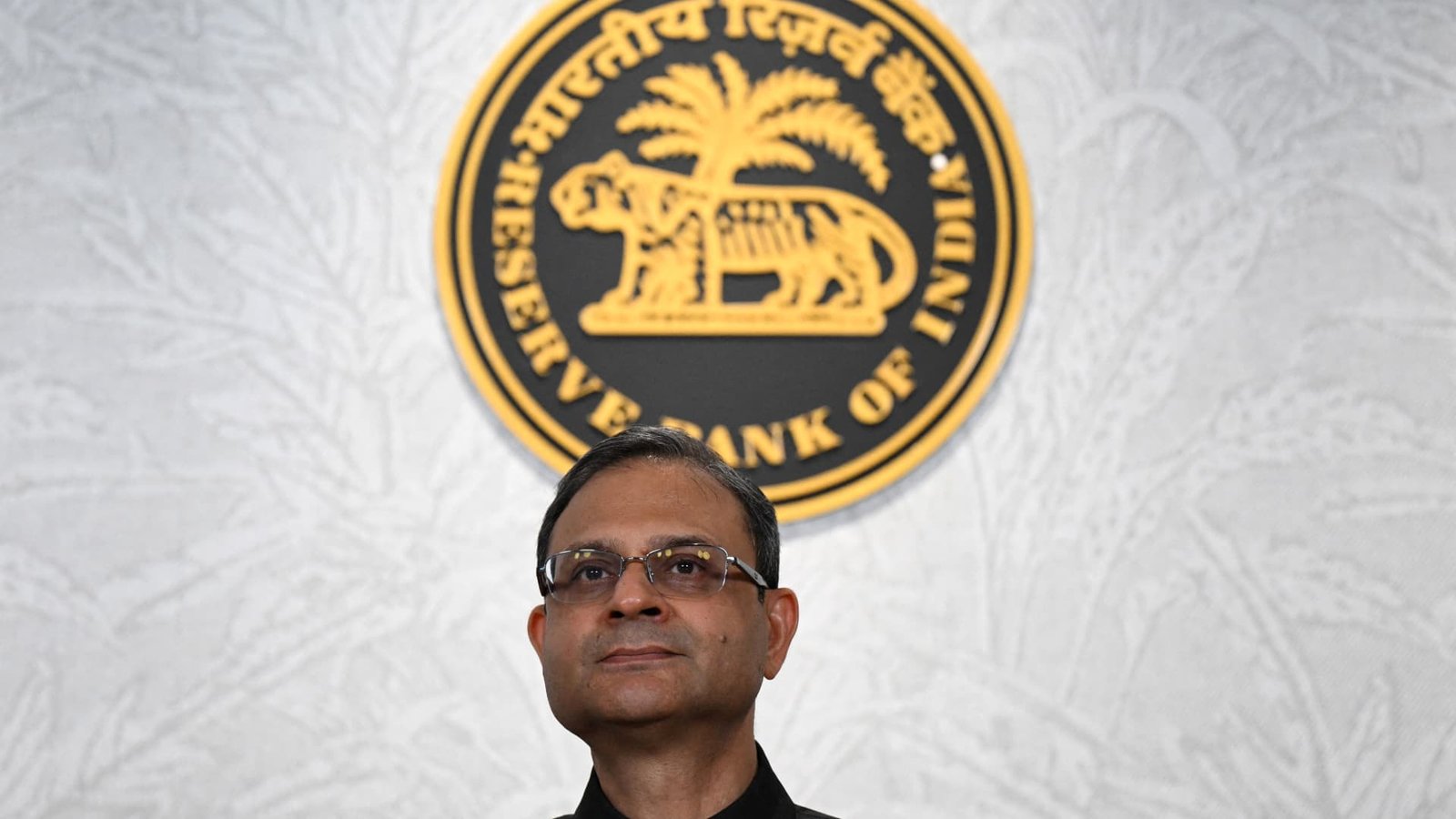 India’s central bank keeps benchmark rates steady, cites ‘moderate’ core inflation