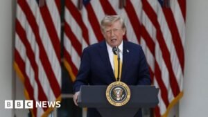 US-Canada trade war heats up as Trump threatens to hike auto tariffs
