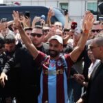Salah arrives in Turkey ahead of expected move to Trabzonspor