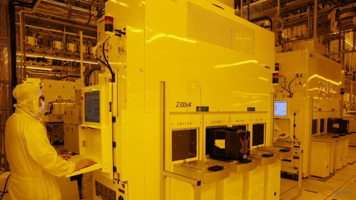 GlobalFoundries tops second quarter estimates on AI chip demand