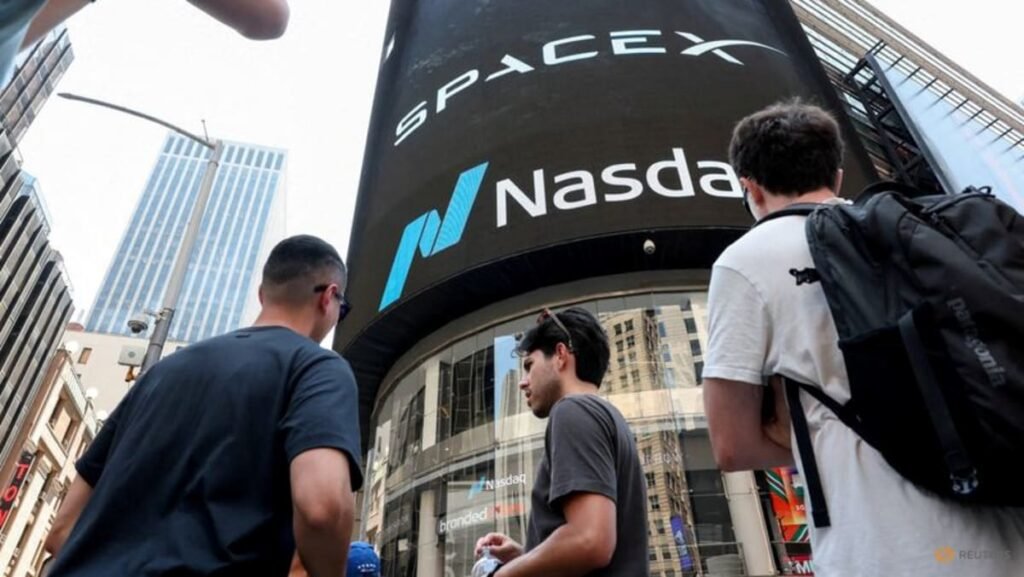 SpaceX attracts retail buyers after post-earnings share slide