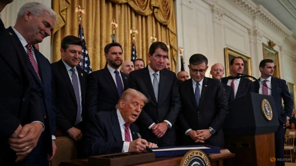 Trump could net big tax windfall in crypto bill divestiture plan, Bloomberg News reports