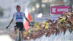 Vollering wins stage eight, takes Tour de France Femmes overall lead
