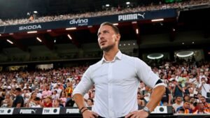 Jaissle begins Newcastle rebuild with Valencia win, Elanga scare not serious