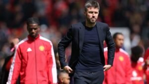 Carrick cautious after Mount’s injury scare in PSG friendly