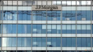 J.P. Morgan lifts 2026-end target for S&P 500 to 8,000 on AI, earnings strength