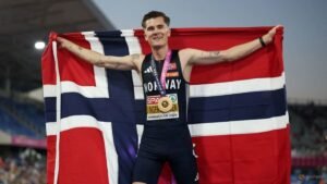 Ingebrigtsen wins first race in nearly a year with 5,000m title at Euro champs