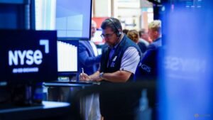Global stocks hold gains after in-line US CPI