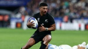 Flyhalf Mo’unga to join All Blacks in South Africa