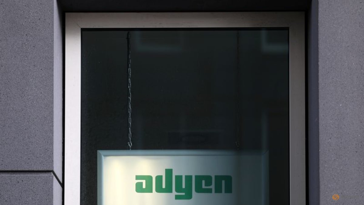 Rise of AI shopping pushes merchants to protect loyalty, Adyen says