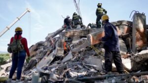 Colombia earthquake response enters grim phase as hope for more survivors fades